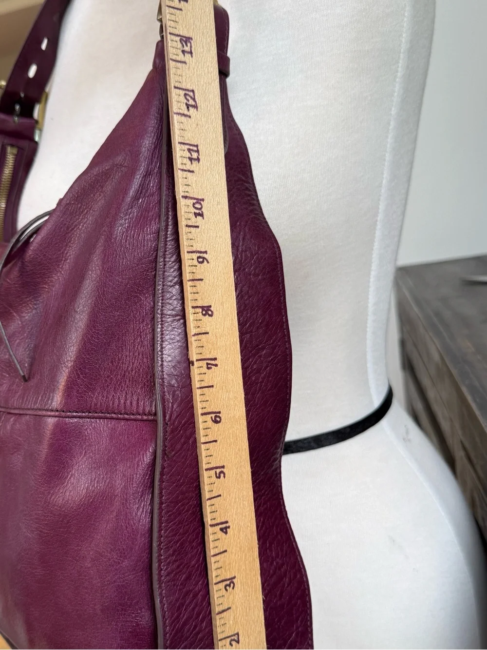 Hobo International Marley Shoulder Bag Berry Burgundy Leather Hobo Purse - Picture 10 of 16